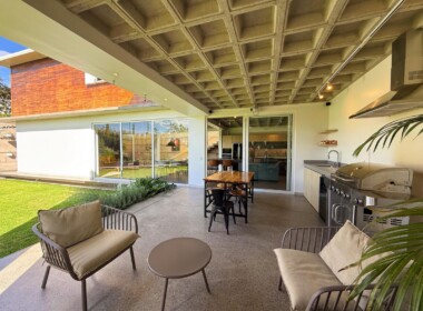 25_7304483_104390048241517150159689722955323771690231467466976965645205039534545332592737